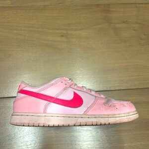 Pink Nike dunks